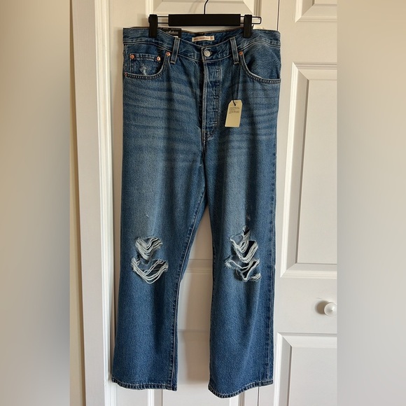 Levi's Denim - NWT Levi Ribcage Straight Ankle